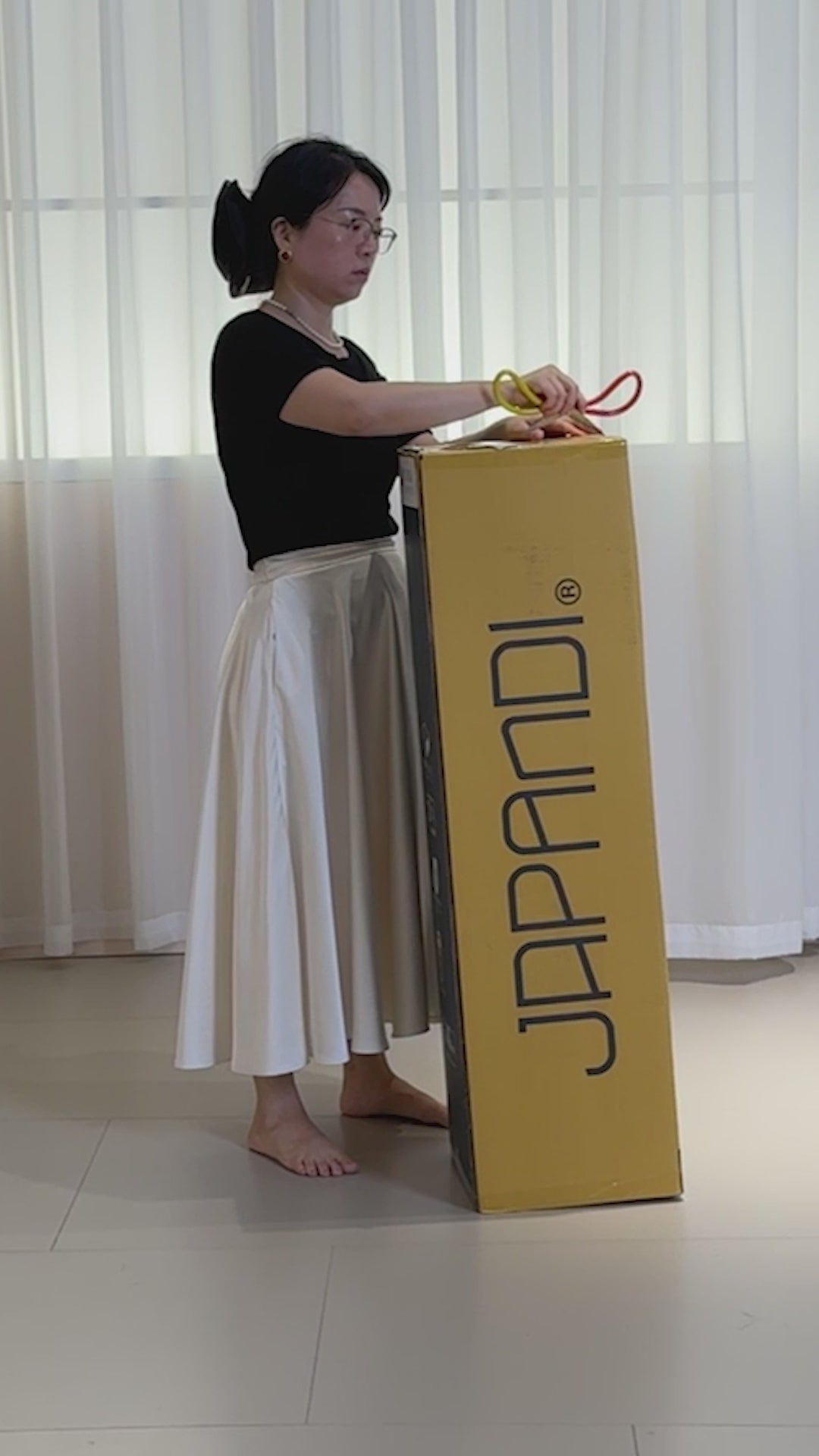 Cargar vídeo: Sofá NORDIKA Beige 4 plazas